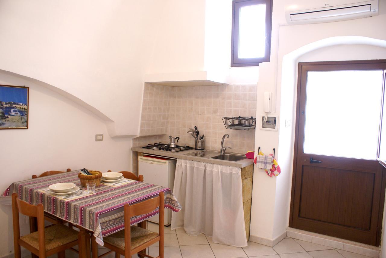 Corte De Noie Appartamenti กัลลีโปลี ภายนอก รูปภาพ
